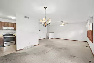 3906 Rolling Hill Dr, Middleton, WI 53562 - Photo 15