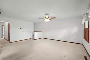 3906 Rolling Hill Dr, Middleton, WI 53562 - Photo 11