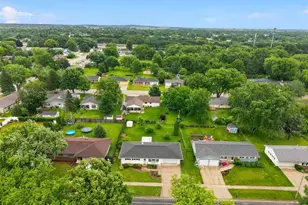 1520 N Pontiac Dr, Janesville, WI 53545 - Photo 49