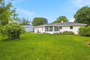 1520 N Pontiac Dr, Janesville, WI 53545 - Photo 41