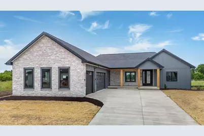 635 Rustic Rise Way, Verona, WI 53593 - Photo 1