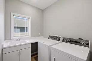 907 Cambridge Dr, Janesville, WI 53548 - Photo 21