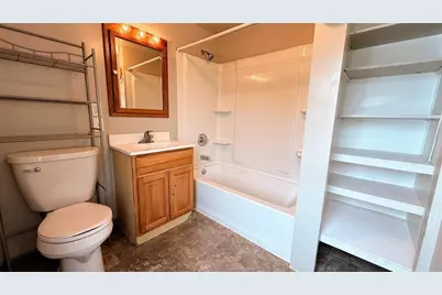 495 E John Street, Markesan, WI 53946 - Photo 25