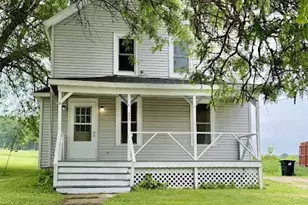 495 E John St, Markesan, WI 53946 - Photo 3