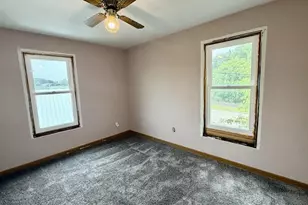 495 E John St, Markesan, WI 53946 - Photo 23