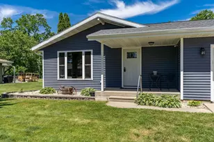 1461 Marquette St, Janesville, WI 53546 - Photo 3