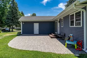 1461 Marquette St, Janesville, WI 53546 - Photo 7