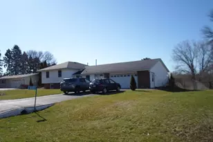 W8889 Gossfeld Ln, Beaver Dam, WI 53916 - Photo 21
