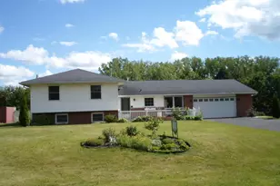 W8889 Gossfeld Ln, Beaver Dam, WI 53916 - Photo 23