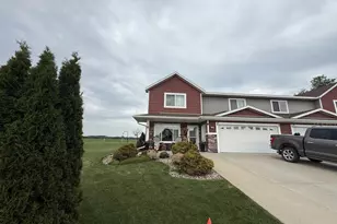 582 Alyssa St, Tomah, WI 54660 - Photo 3
