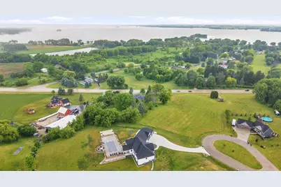 N8236 Wi 33 Road, Beaver Dam, WI 53916 - Photo 33