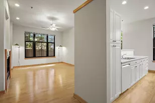 533 W Main Street, Madison, WI 53703 - Photo 11