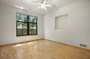 533 W Main Street, Madison, WI 53703 - Photo 23