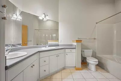 533 W Main Street #112, Madison, WI 53703 - Photo 29