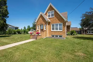 1145 N Bird St, Sun Prairie, WI 53590 - Photo 5