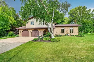 319 Fairway Dr, Columbus, WI 53925 - Photo 45