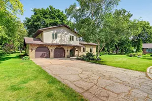 319 Fairway Dr, Columbus, WI 53925 - Photo 47