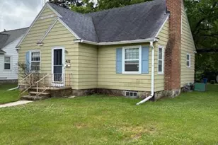 402 9th St, Baraboo, WI 53913 - Photo 3