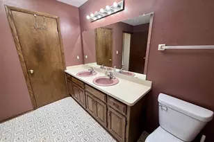 1115 Hiawatha Dr, Beaver Dam, WI 53916 - Photo 45