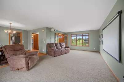 8600 Ellington Way, Middleton, WI 53562 - Photo 9