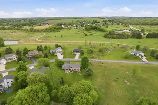 8600 Ellington Way, Middleton, WI 53562 - Photo 5