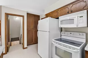 5 Parklawn Pl, Madison, WI 53705 - Photo 47