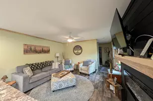 W5655 State Road 33, La Crosse, WI 54601 - Photo 11