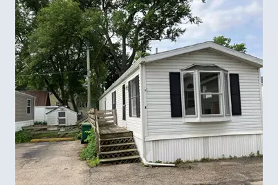 2120 S Riverside Drive #4, Beloit, WI 53511 - Photo 1