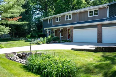 6420 Brandywood Trail, Sun Prairie, WI 53590 - Photo 3