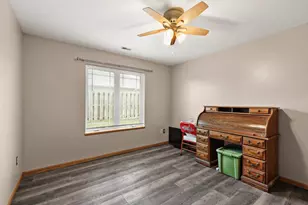 214 Douglas Dr, Brooklyn, WI 53521 - Photo 21