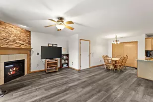 214 Douglas Dr, Brooklyn, WI 53521 - Photo 3