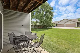 214 Douglas Dr, Brooklyn, WI 53521 - Photo 25