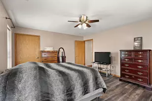 214 Douglas Dr, Brooklyn, WI 53521 - Photo 19
