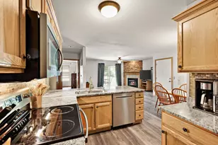 214 Douglas Dr, Brooklyn, WI 53521 - Photo 7