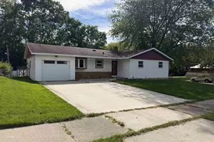 2913 Harriman Ln, Madison, WI 53713 - Photo 1