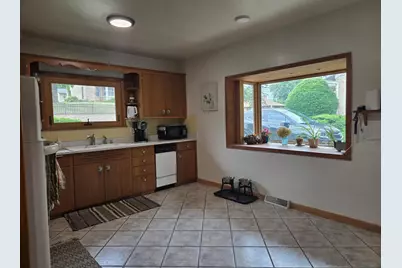 412 E Sherman Avenue, Fort Atkinson, WI 53538 - Photo 25