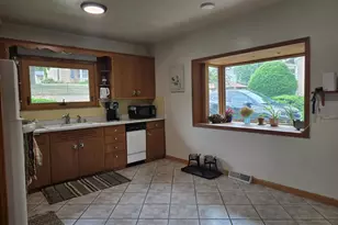 412 E Sherman Ave, Fort Atkinson, WI 53538 - Photo 25