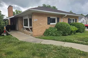 412 E Sherman Ave, Fort Atkinson, WI 53538 - Photo 1