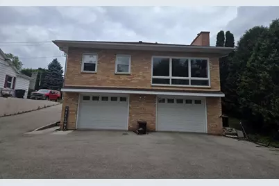 412 E Sherman Avenue, Fort Atkinson, WI 53538 - Photo 5