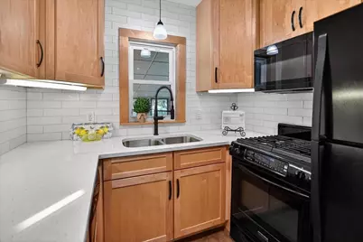 4203 Claire Street, Madison, WI 53716 - Photo 13