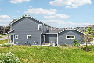 201 N Division St, Waunakee, WI 53597 - Photo 31