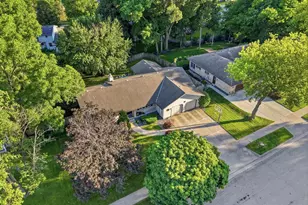 423 Butternut Dr, Oregon, WI 53575 - Photo 43