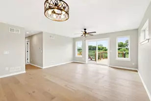 1061 Kamperschroer Wy, Sun Prairie, WI 53590 - Photo 15