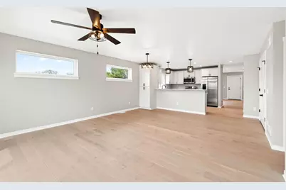 1061 Kamperschroer Way, Sun Prairie, WI 53590 - Photo 17