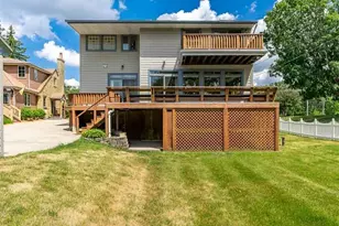 2230 S Riverside Dr, Beloit, WI 53511 - Photo 17