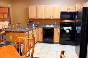 350 E Hiawatha Dr, Lake Delton, WI 53965 - Photo 7