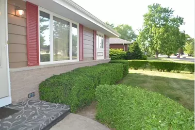1125 N Pontiac Drive, Janesville, WI 53545 - Photo 3