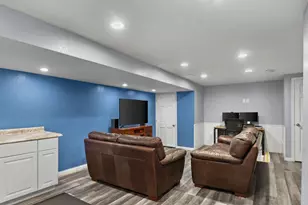 2914 Kentville Dr, Sun Prairie, WI 53590 - Photo 11