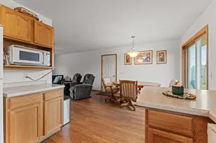38 Dessa Rain Dr, Reedsburg, WI 53959 - Photo 13