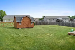 38 Dessa Rain Dr, Reedsburg, WI 53959 - Photo 37